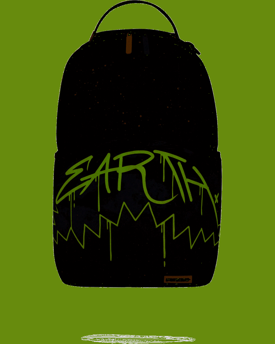 Sprayground Earth Day Hver Dag Glow Shark Rygsæk