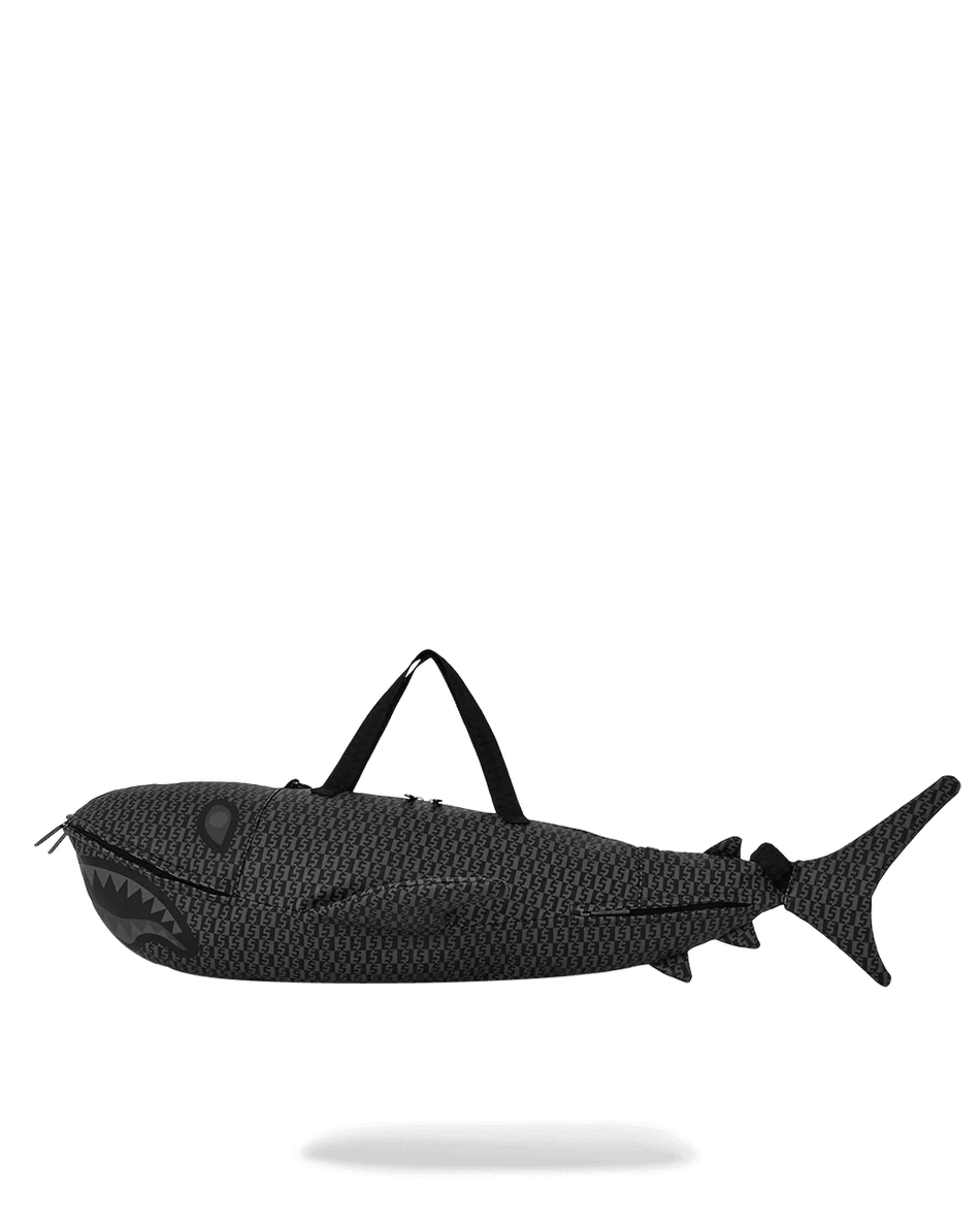 حقيبة دفل بشكل سمكة القرش من سبراي غراوند شارفينيتي ستيلث بايلوت 99000