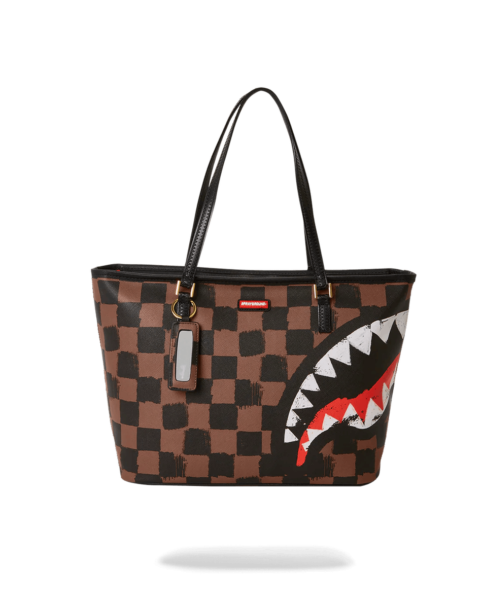 اسپری‌گراند کوسه‌ها در پاریس کیف ونگویش 99000