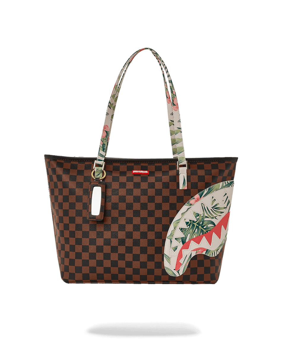 اسپری‌گراند کوسه‌ها در پاریس کیف ساحلی ۹۹۰۰۰